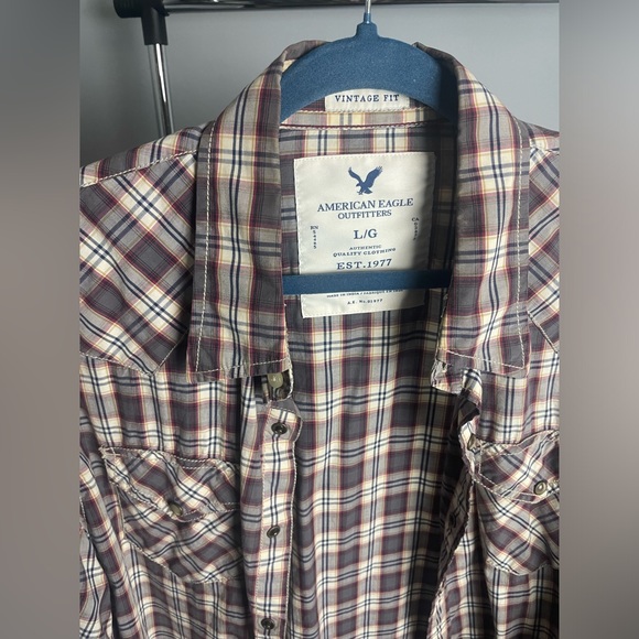 American Eagle Outfitters Vintage Fit. Large. Plaid. Excellent. Only One Left!!! - Picture 2 of 5